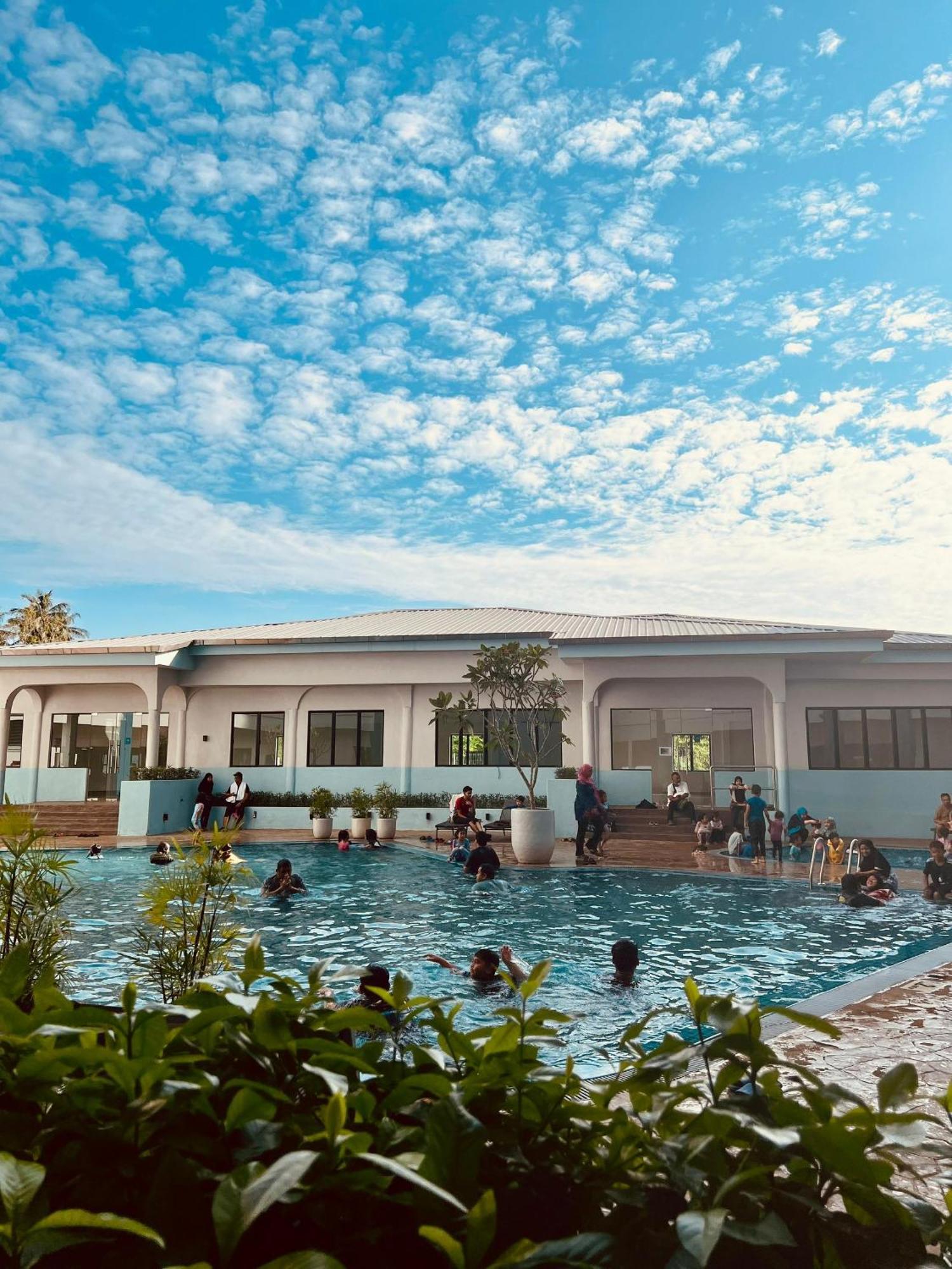 Mutiara Melaka Beach Resort Condominium,Pantai Puteri Melaka エクステリア 写真